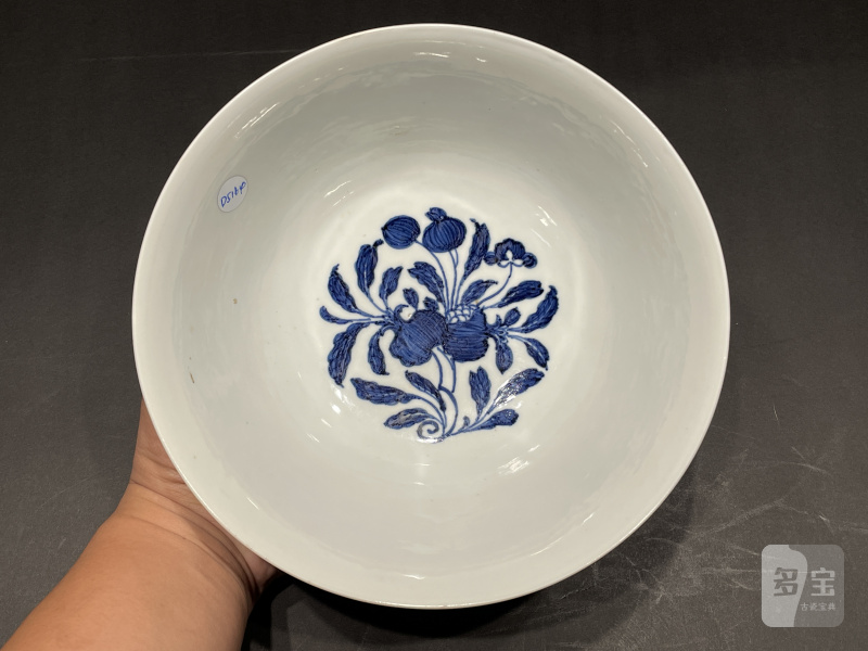 清康熙 仿宣窑青花折枝花纹纹碗 - 图9